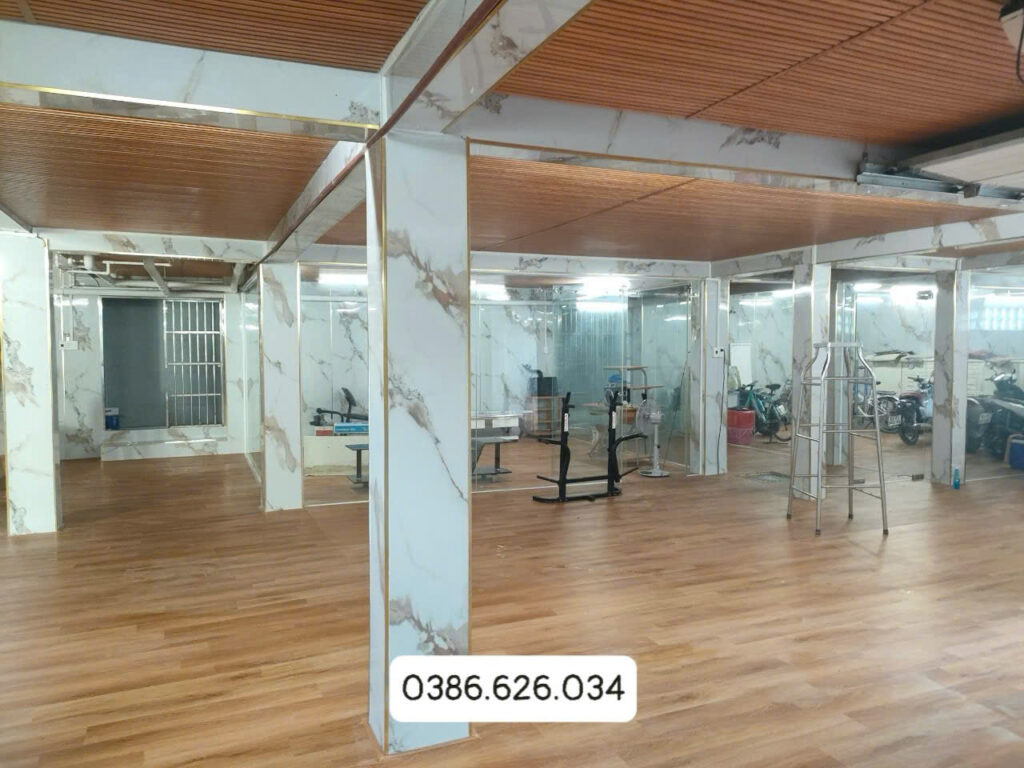 thi công tấm pvc vân đá và sàn nhựa ngoài trời